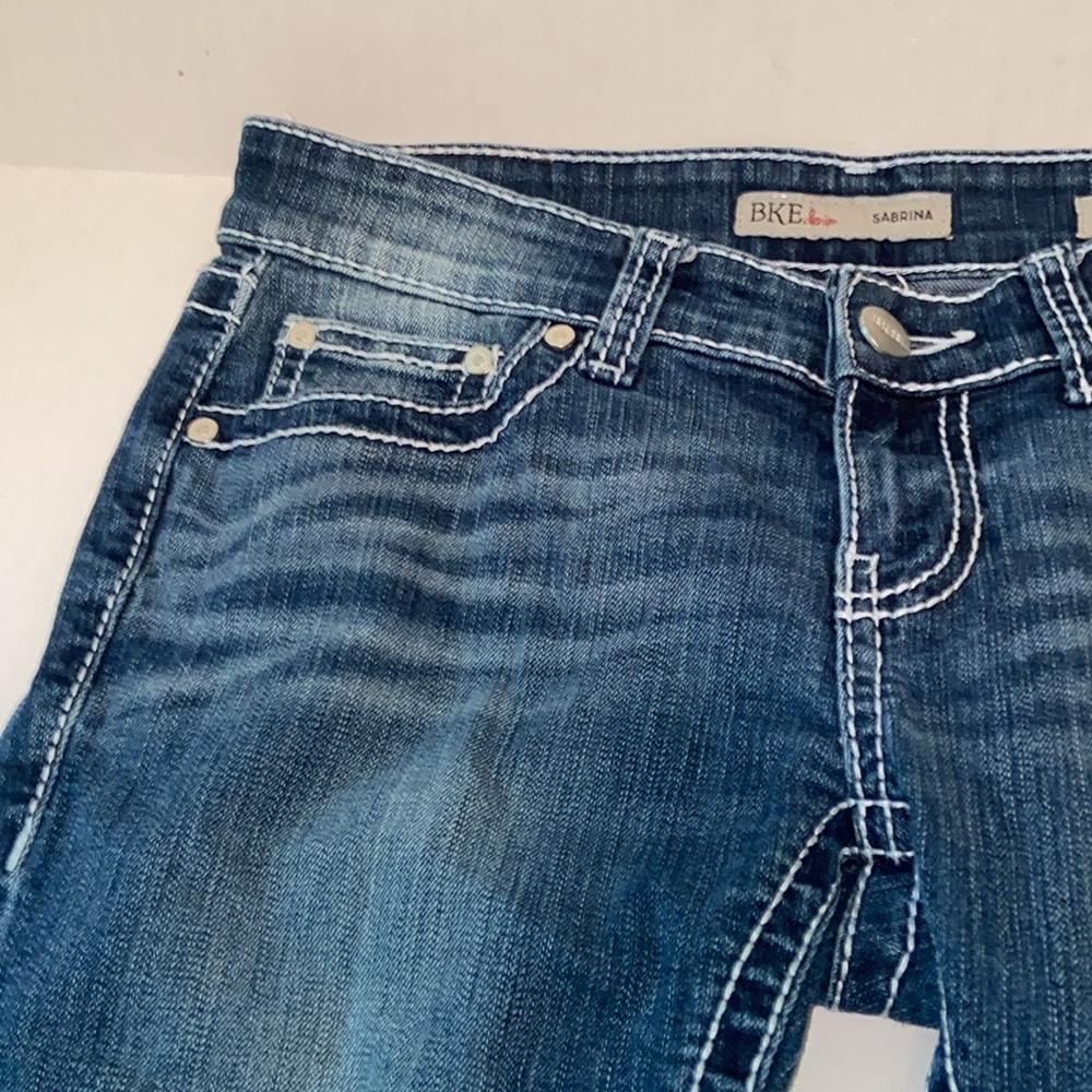 BKE Sabrina Women’s Size 27 Denim Capri Jeans - Picture 8 of 14